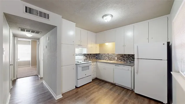 $950 | 3800 East 29th Street, Unit 5, Bryan, TX 77802
