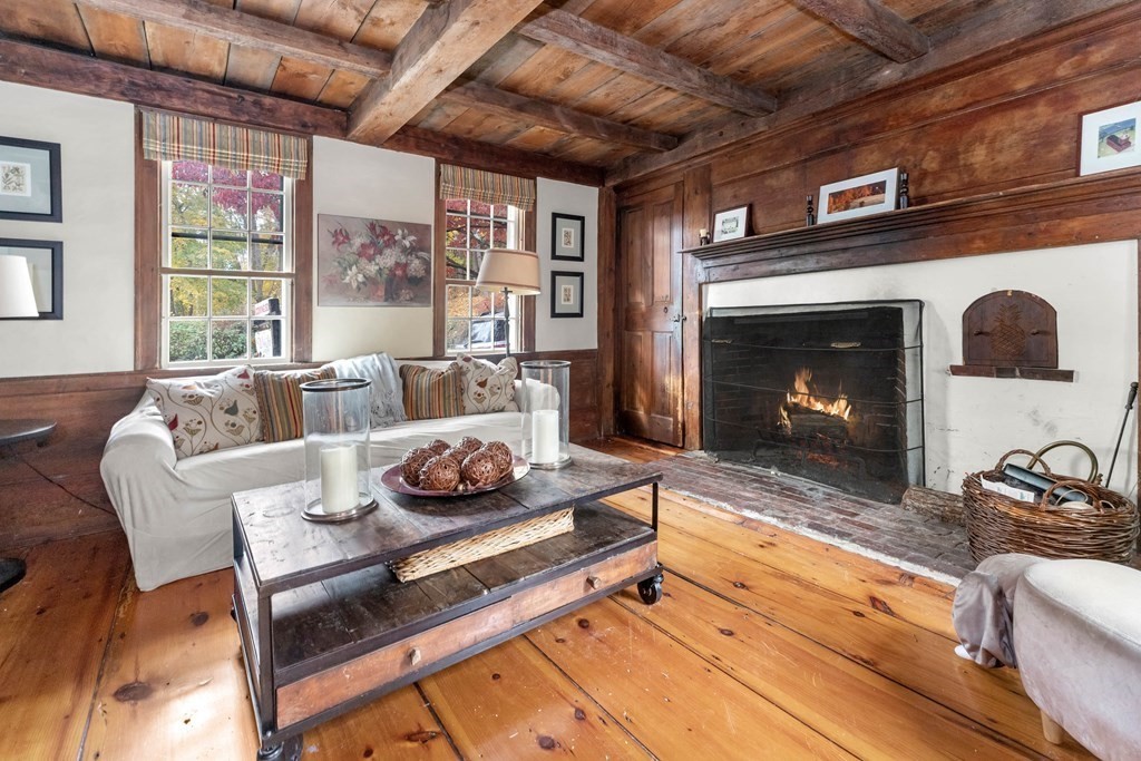 36 High Street Merrimac, MA 01860 - Photo 3 of 42