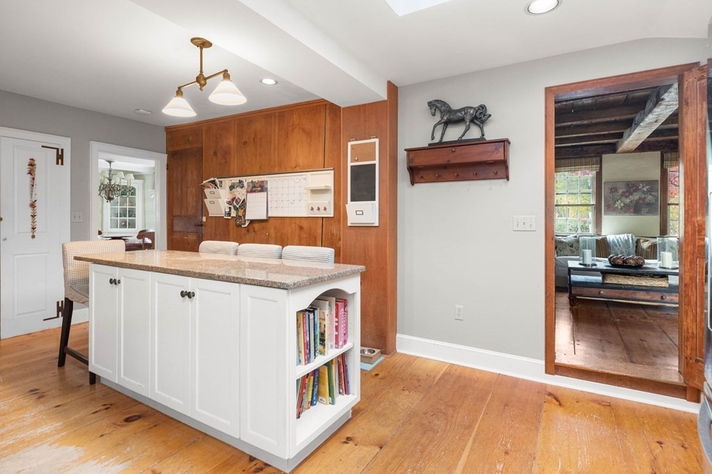 36 High Street Merrimac, MA 01860 - Photo 10 of 42