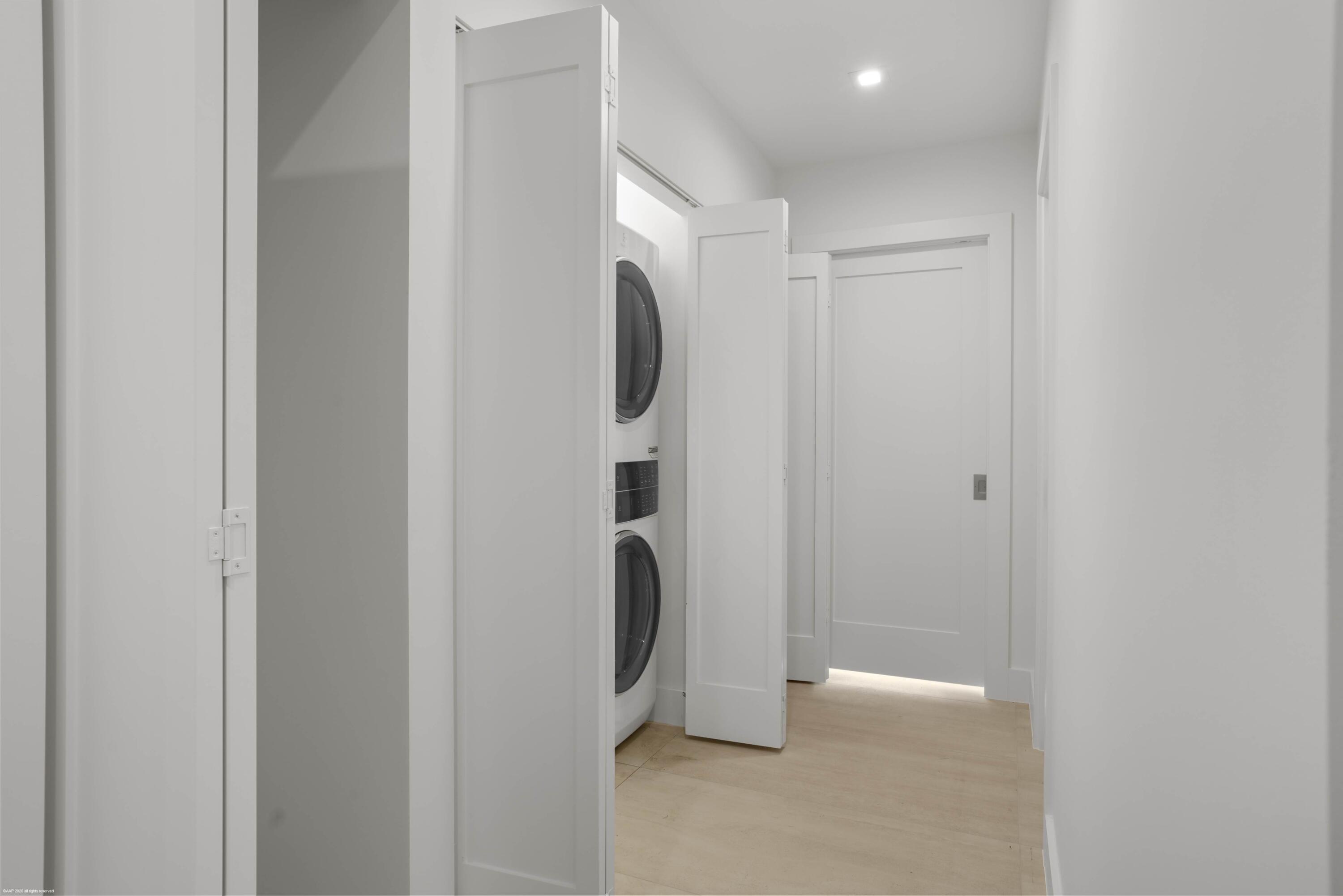 13254 Polo Club Road, Unit C101 Wellington, FL 33414 - Photo 29 of 71 a view of a bathroom