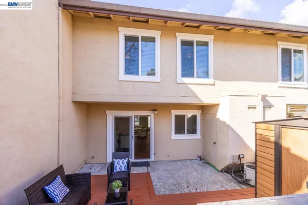 $858,888 | 4452 Del Valle Parkway, Pleasanton, CA 94566