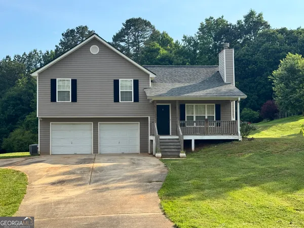 $289,900 | 198 Windfield Ridge Drive, Mount Airy, GA 30563