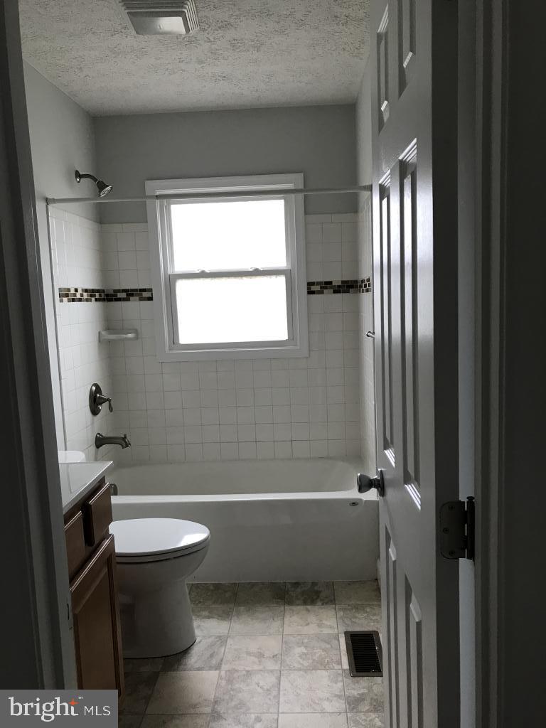 26546 Three Notch Road Mechanicsville, MD 20659 - Photo 5 of 13 Full Bath