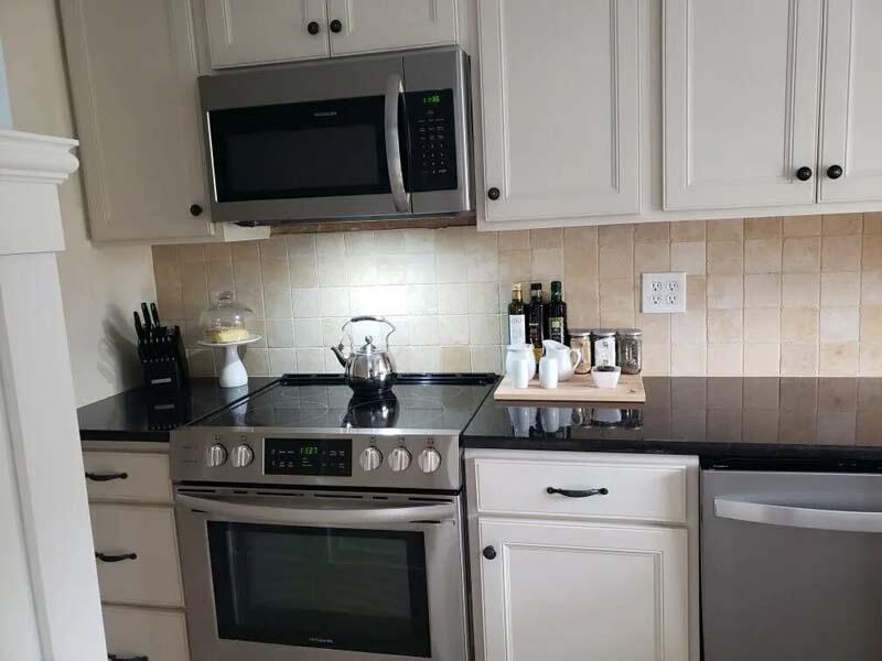 222 Quaker Road, Unit 8U Falmouth, MA 02540 - Photo 4 of 12 20230330151117879625000000-o