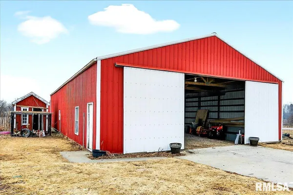 $535,000 | 7225 Township Road 625, Toulon, IL 61483