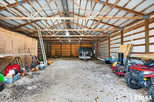 $535,000 | 7225 Township Road 625, Toulon, IL 61483