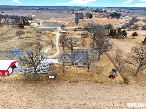 $535,000 | 7225 Township Road 625, Toulon, IL 61483