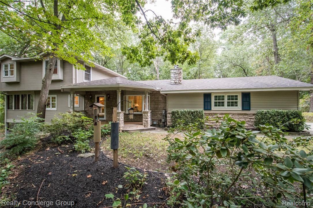 8877 River Valley Ct-26.jpg