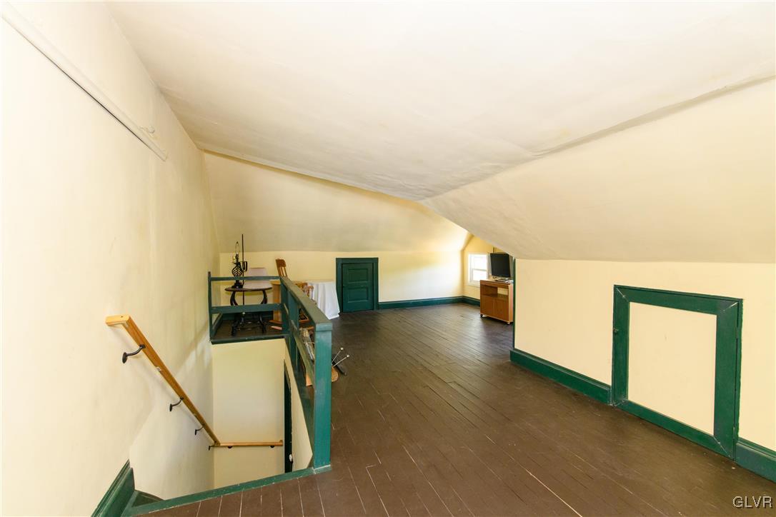 823 Hawthorne Road Bethlehem, PA 18018 - Photo 17 of 23 Gallery Image 17