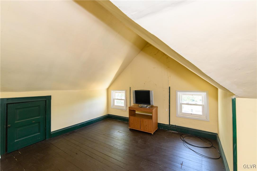 823 Hawthorne Road Bethlehem, PA 18018 - Photo 18 of 23 Gallery Image 18