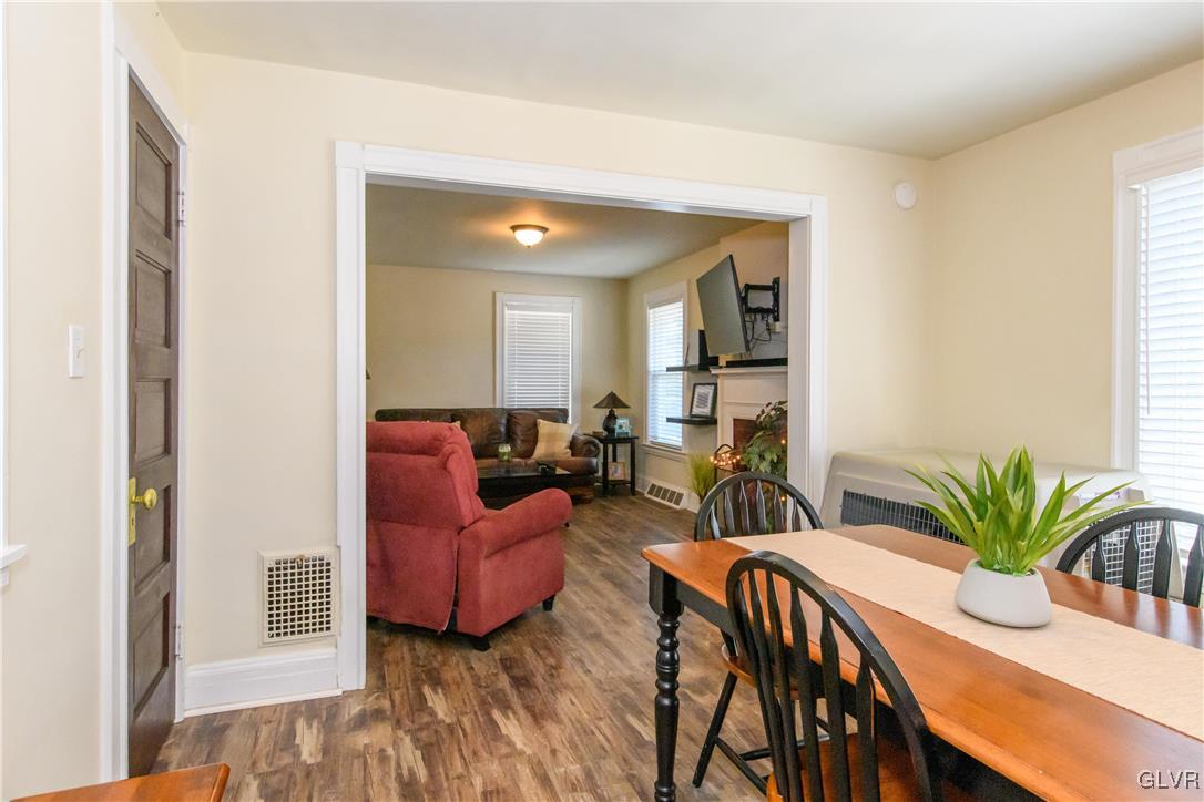823 Hawthorne Road Bethlehem, PA 18018 - Photo 6 of 23 Gallery Image 6