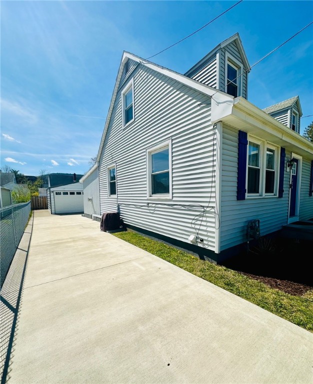 174 North Place Corning, NY 14830 - Photo 4 of 21