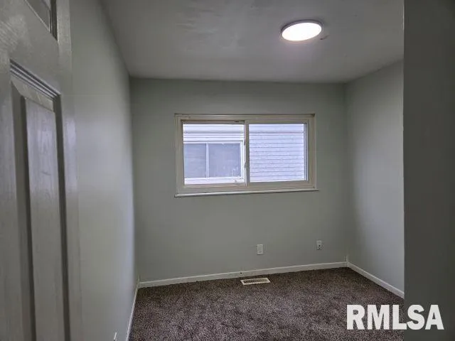 $119,900 | 5820 North Frostwood Parkway, Peoria, IL 61615