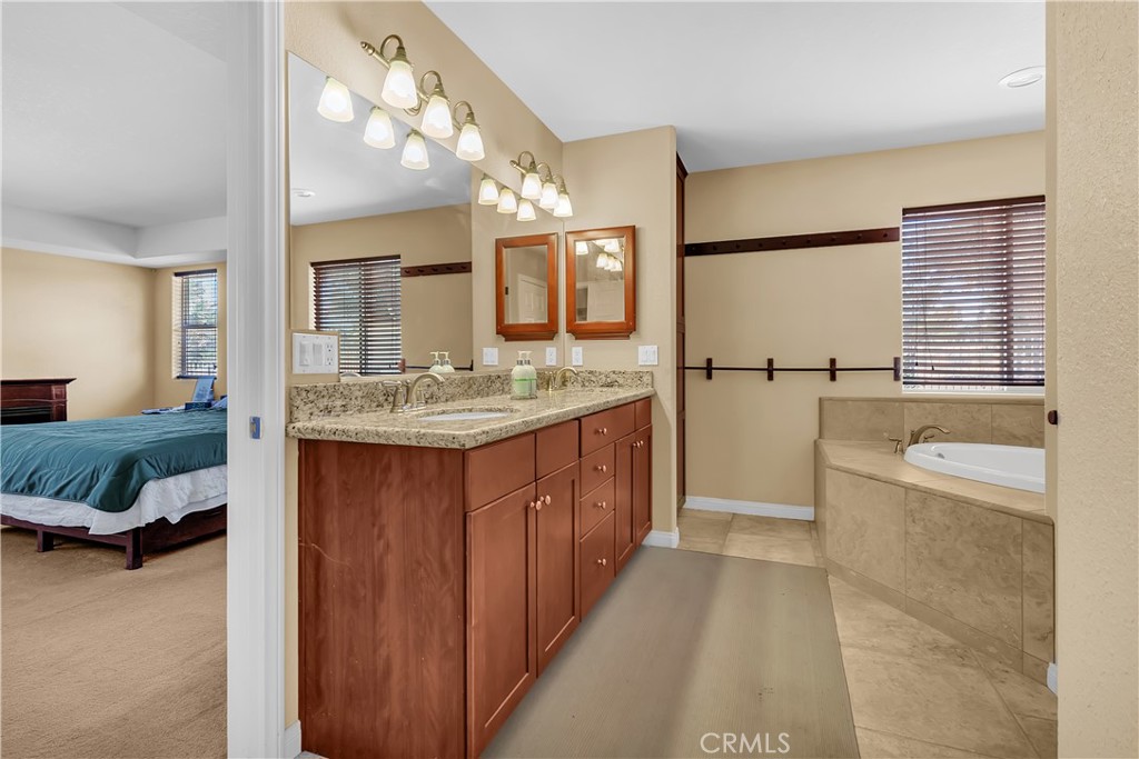 9379 Middleton Road Phelan, CA 92371 - Photo 12 of 36