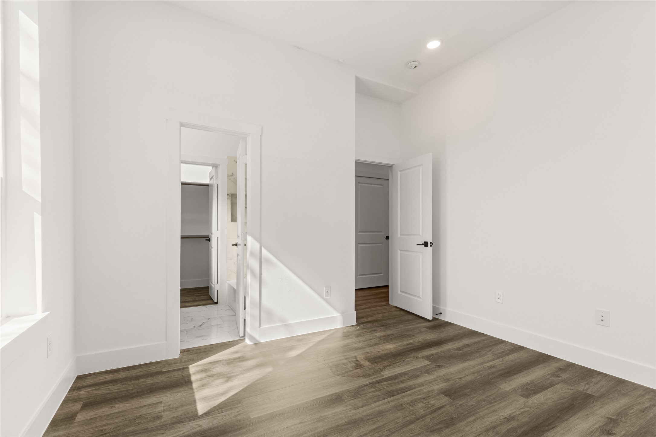 2709 Dennis Street Houston, TX 77004 - Photo 12 of 20 a view of a hallway with wooden floor and entryway