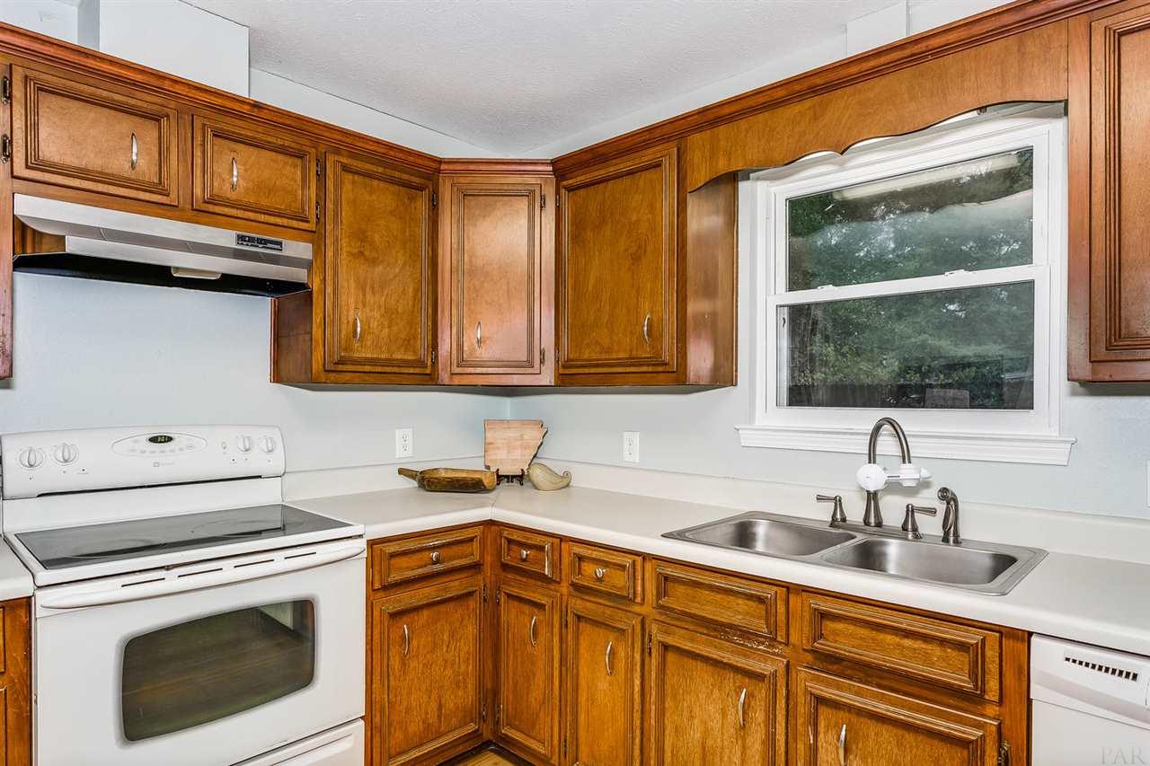 2739 Chickering Road Pensacola, FL 32514 - Photo 13 of 29 Gallery Image 13