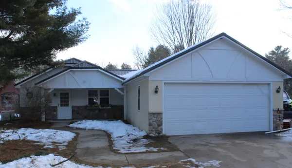 $305,000 | 1132 North Meadowbrook Road, White Cloud, MI 49349