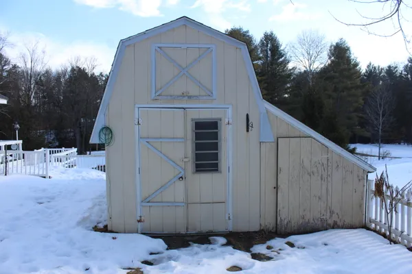 $305,000 | 1132 North Meadowbrook Road, White Cloud, MI 49349