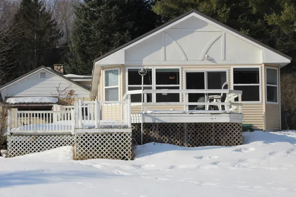 $305,000 | 1132 North Meadowbrook Road, White Cloud, MI 49349