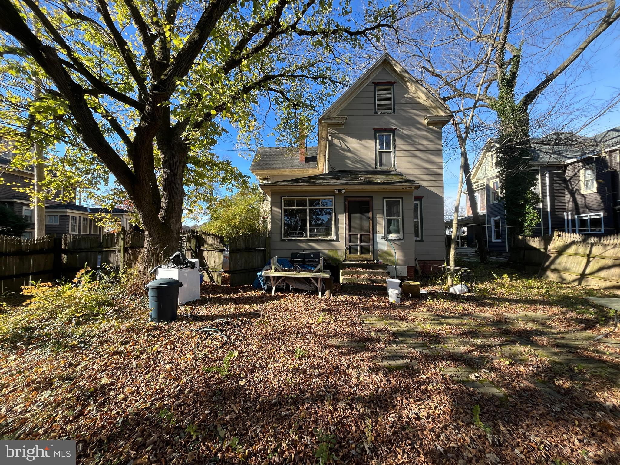 219 South Main Street Hurlock, MD 21643 - Photo 18 of 23 a front view of a house with patio