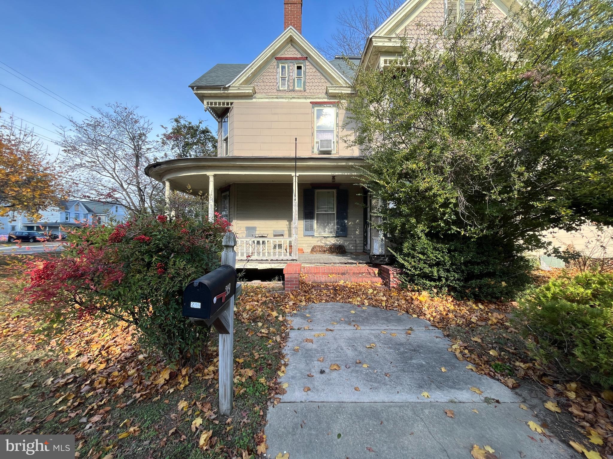 219 South Main Street Hurlock, MD 21643 - Photo 10 of 23 a front view of a house with yard