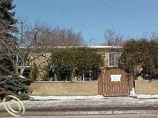 2655 East Maple Road, Unit 12 Birmingham, MI 48009 - Photo 1 of 4 2655 maple front.jpg