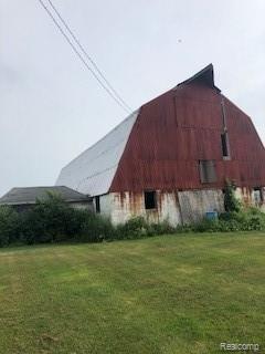 3930 North Road North Street, MI 48049 - Photo 17 of 26 IMG_2082.jpg