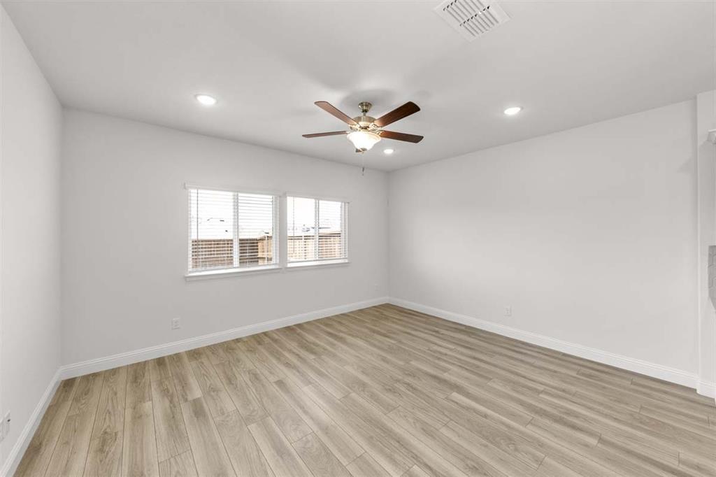 451 Sweet Spring Drive Lavon, TX 75166 - Photo 9 of 27 Lassen II Representative Photo_08