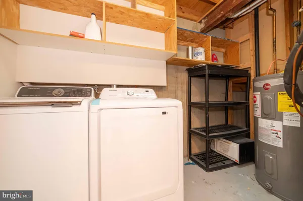 $3,000 | 5569 Caithness Court, Fairfax, VA 22032