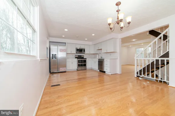 $3,000 | 5569 Caithness Court, Fairfax, VA 22032