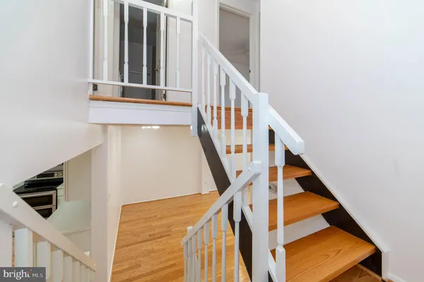 $3,000 | 5569 Caithness Court, Fairfax, VA 22032