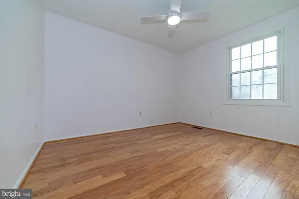 $3,000 | 5569 Caithness Court, Fairfax, VA 22032