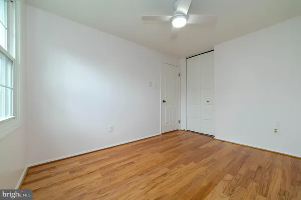 $3,000 | 5569 Caithness Court, Fairfax, VA 22032