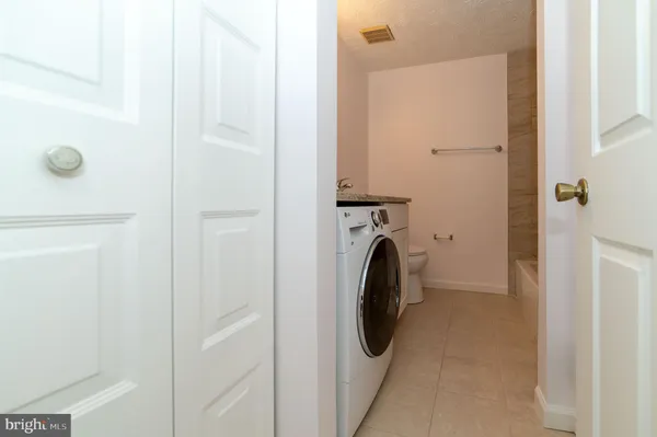 $3,000 | 5569 Caithness Court, Fairfax, VA 22032
