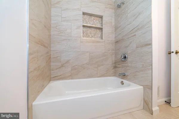 $3,000 | 5569 Caithness Court, Fairfax, VA 22032