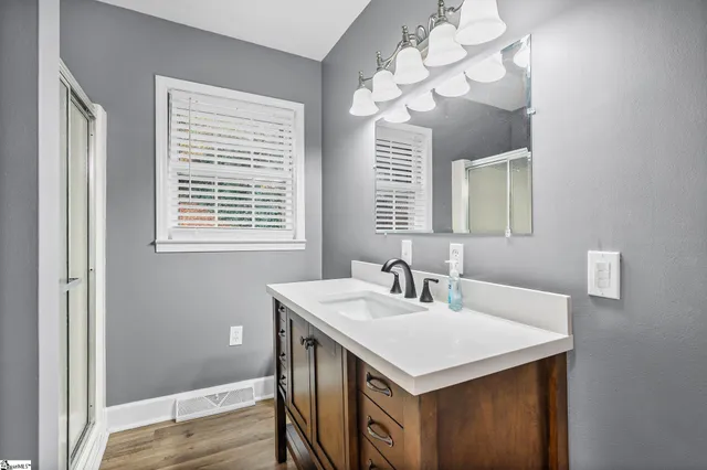 $525,000 | 17 Brookview Circle, Greenville, SC 29605