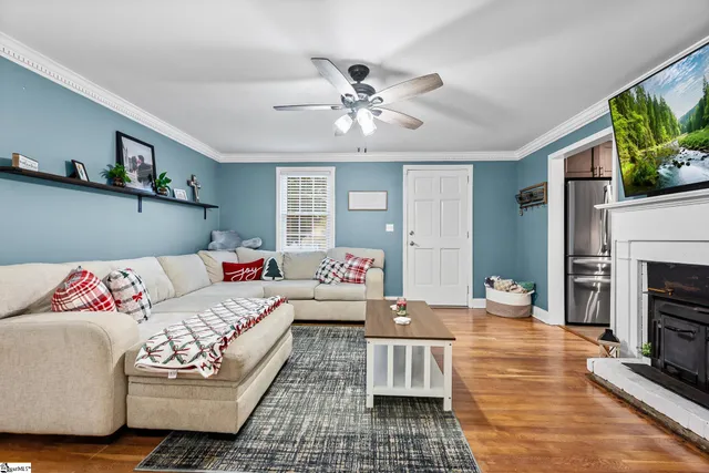 $525,000 | 17 Brookview Circle, Greenville, SC 29605