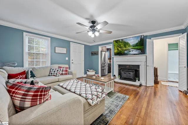 $525,000 | 17 Brookview Circle, Greenville, SC 29605