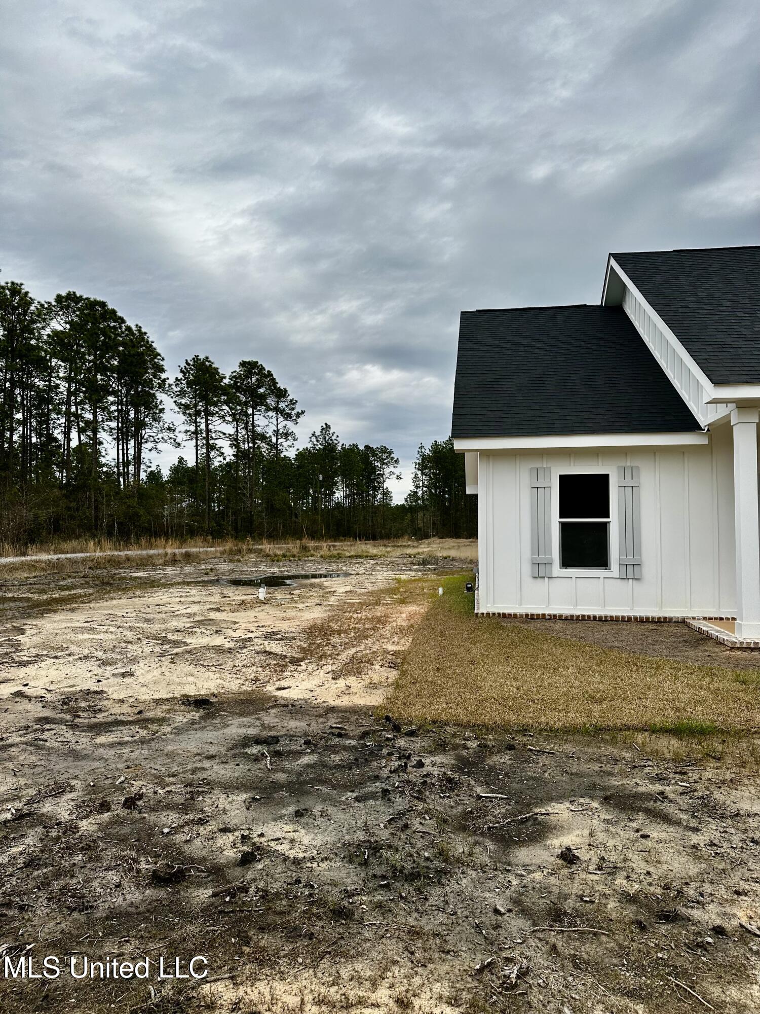 26600 Billy Hinton Road Lucedale, MS 39452 - Photo 5 of 29 FullSizeRender