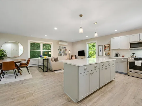 $424,900 | 71 Hefflon Lane, St. Albans, VT 05478