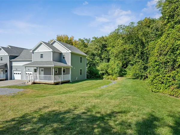 $424,900 | 71 Hefflon Lane, St. Albans, VT 05478