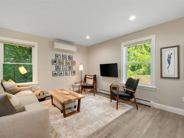 $424,900 | 71 Hefflon Lane, St. Albans, VT 05478