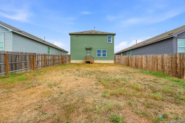 $1,950 | 13942 Bull Cove, San Antonio, TX 78252
