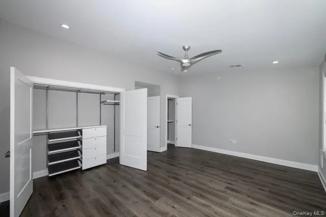 $3,545 | 5 Sunlight Walk, Unit 5, Holbrook, NY 11741