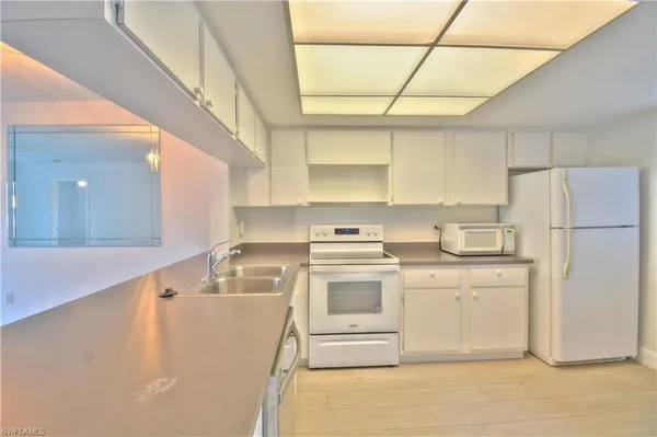 $1,895 | 2330 Naples Trace Circle, Unit 9903, Naples, FL 34109