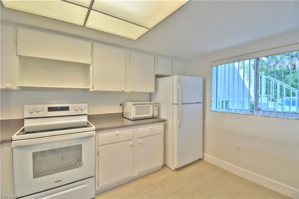 $1,895 | 2330 Naples Trace Circle, Unit 9903, Naples, FL 34109