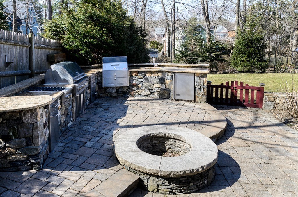 32 Sunset Road Wellesley, MA 02482 - Photo 19 of 23 a view of a house with roof deck and sitting area