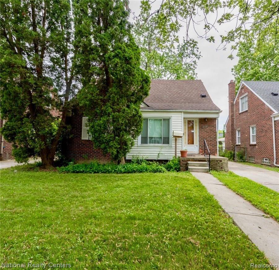 832 Shadowlawn Street Inkster, MI 48141 - Photo 1 of 36 832SHADOWLAWN_ExteriorFront-001.jpg