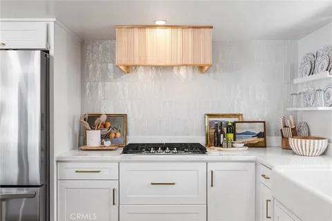 $927,000 | 8 Saratoga, Newport Beach, CA 92660