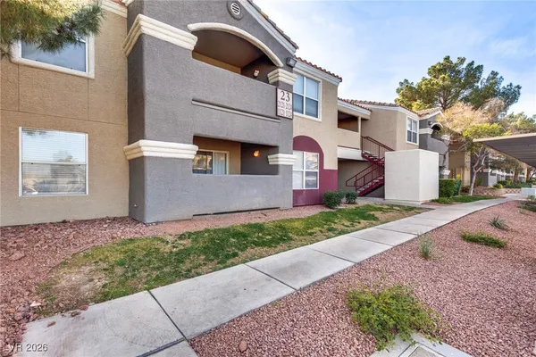 $1,595 | 5055 West Hacienda Avenue, Unit 2122, Las Vegas, NV 89118